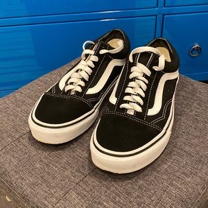 VANS Old Skool Black & White Shoes